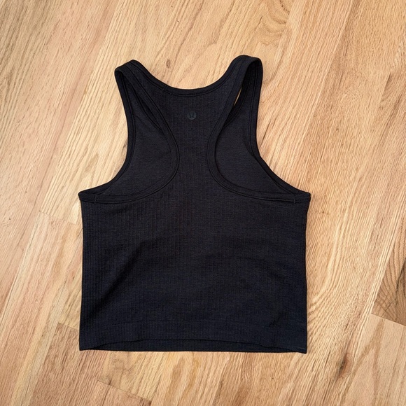 LIKE NEW Lululemon Ebb To Street Racerback Crop Tank Black Size 4 - Picture 8 of 11